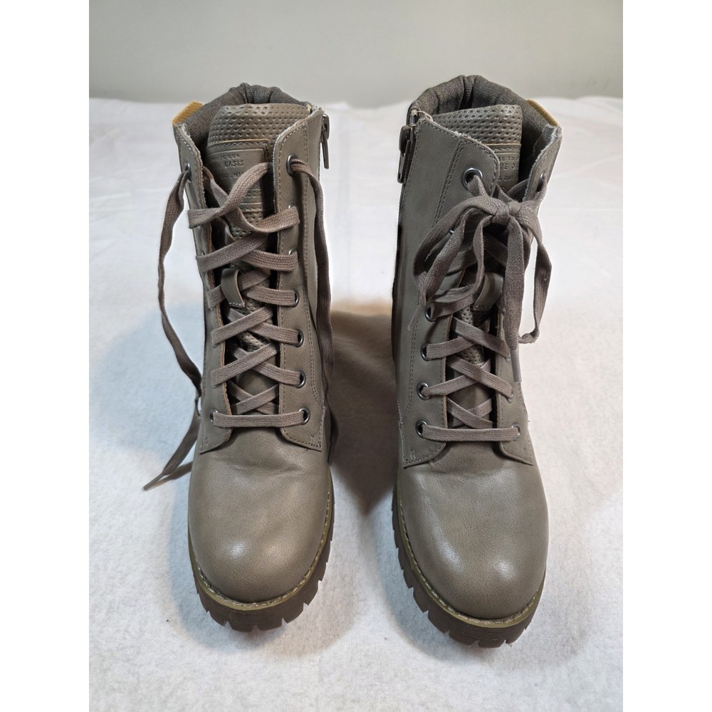 B52 Bullboxer Womens Zip Up Boots Taupe. Mint Condition Size 8